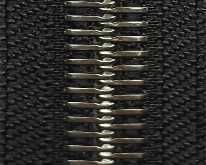 Nylon fireproof zipper