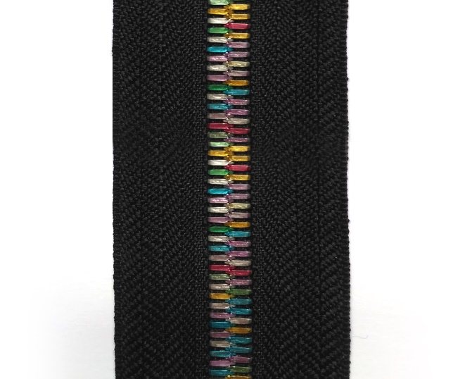 XLux zipper with color plating teeth