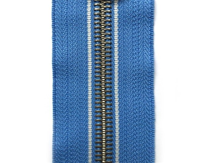 Metal zipper with color stripes tape